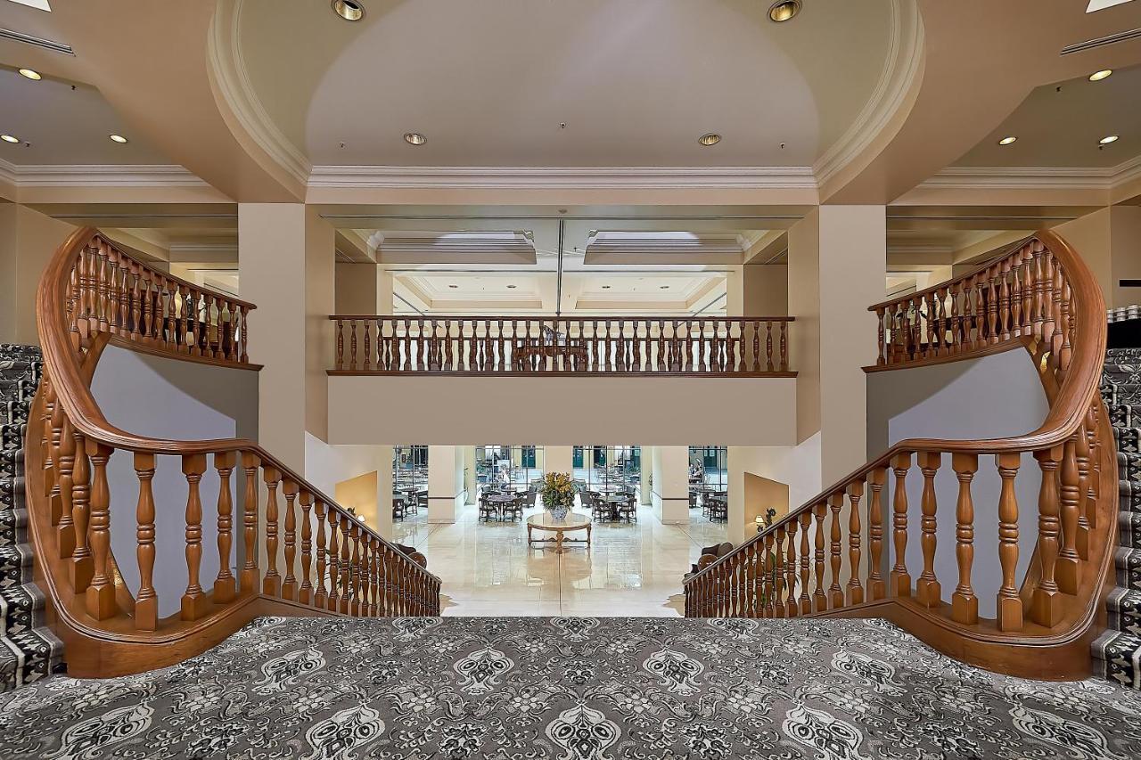Hotel Stamford Plaza 5*