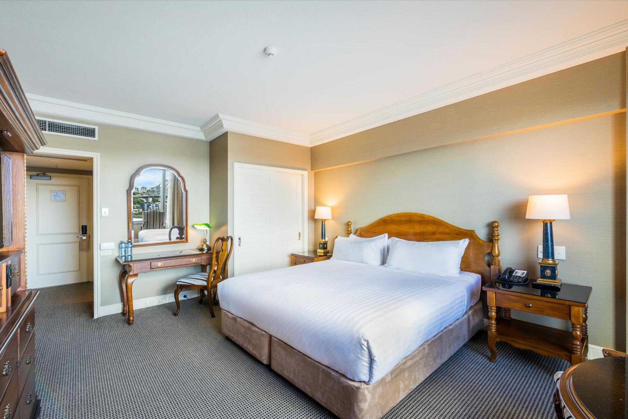 Hotel Stamford Plaza